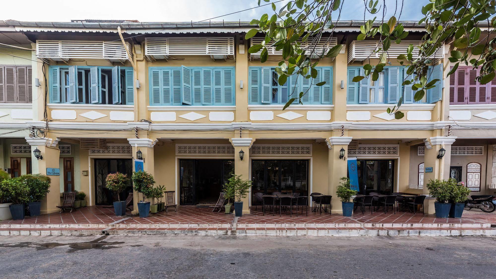 โรงแรม เดอะ คอลัมน์ กำปอต ภายนอก รูปภาพ